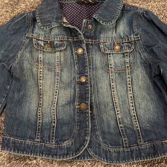 Adorable Girls Jean Jacket Size 10 - Picture 2 of 7